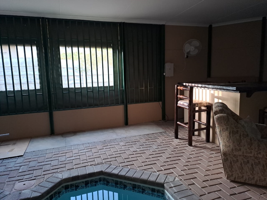 3 Bedroom Property for Sale in Flora Park Northern Cape